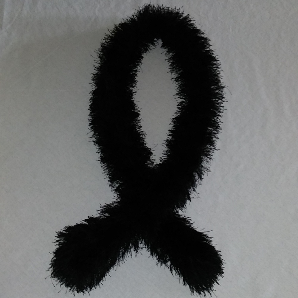 Handmade Scarf. Black Funfur.54"x3"